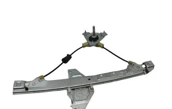 Rear door manual window regulator