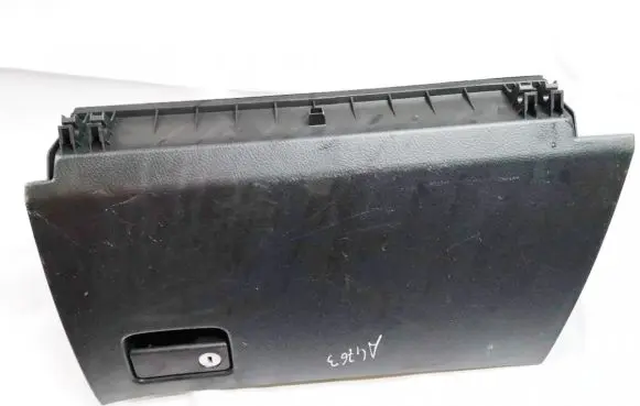 Toyota RAV 4 (XA30) Glove box 5555042050 55550-42050