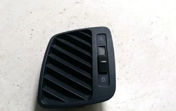 Audi A6 S6 C5 4B Dashboard side air vent grill/cover trim 4B0819793