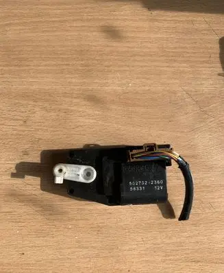 Subaru Forester SG Air flap motor/actuator 5027522360