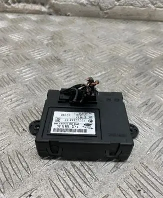 Jaguar XF X250 Door control unit/module AH2214D620AC 14C236AA 1002085800