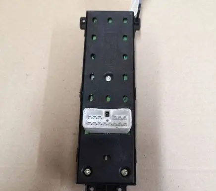 Hyundai Santa Fe Electric window control switch 371495 935702B500S4