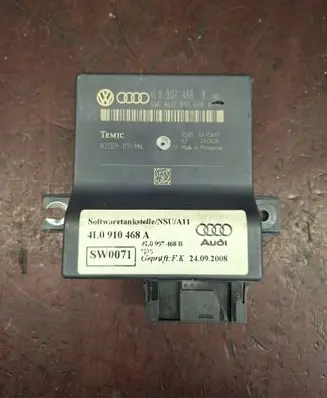 Audi A8 S8 D3 4E Gateway control module 4L0907468B 4L0910468A