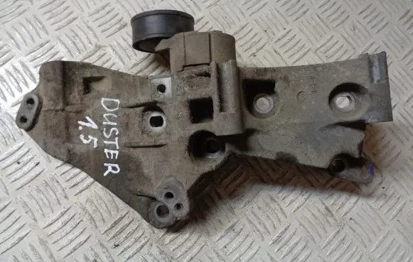 Dacia Duster Generator/alternator bracket 8200669494