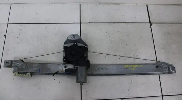 Renault Trafic III (X82) Front door window regulator with motor 