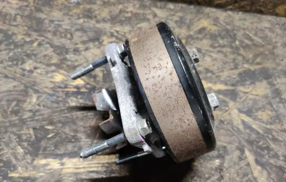 Mitsubishi Space Star Water pump