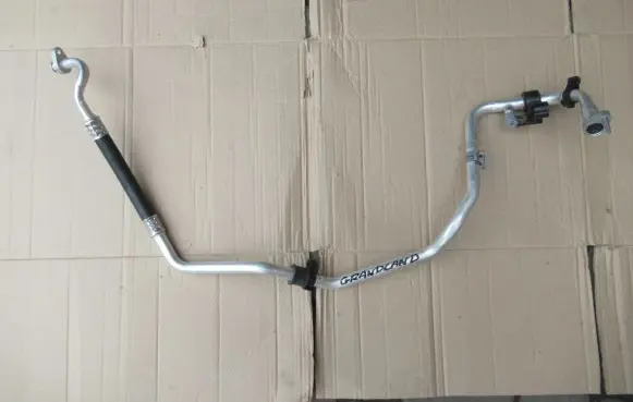 Opel Grandland X Air conditioning (A/C) pipe/hose 9675102080
