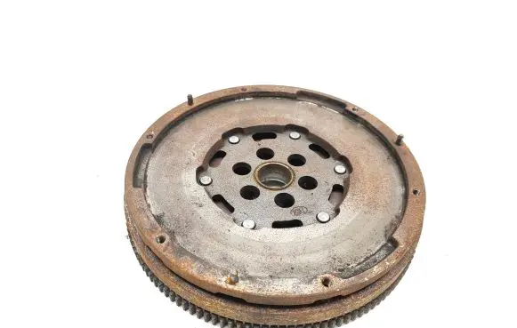 Peugeot 3008 II Flywheel 042201