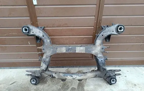 BMW X5 F15 Rear subframe 
