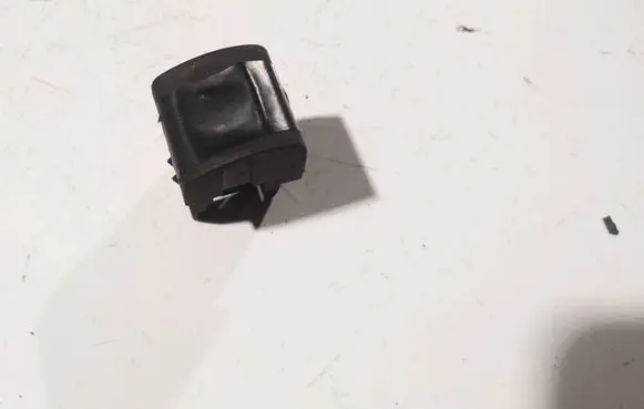 Opel Omega B1 Other switches/knobs/shifts 90494411