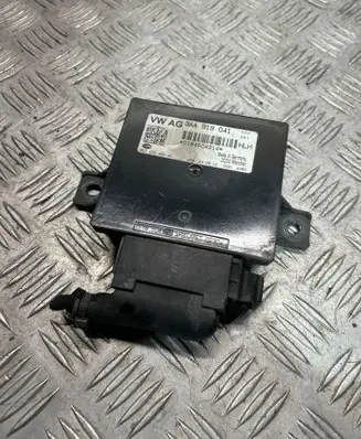 Volkswagen PASSAT B7 Power management control unit 3AA919041