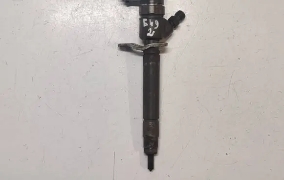 Volvo XC60 Fuel injector 30777526 0445110298