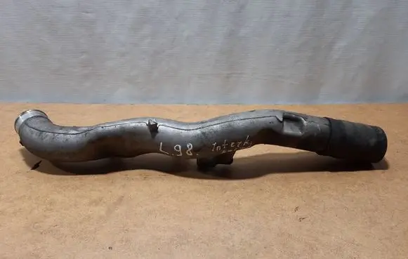 Toyota Avensis T270 Intercooler hose/pipe