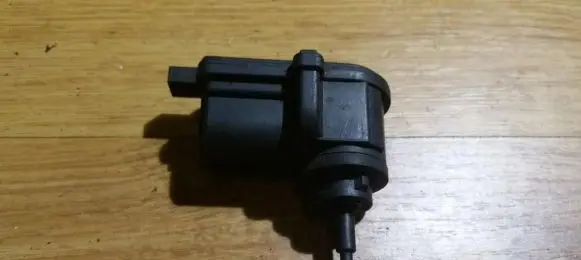 Ford Ka Headlight level adjustment motor 97kg13k198bb