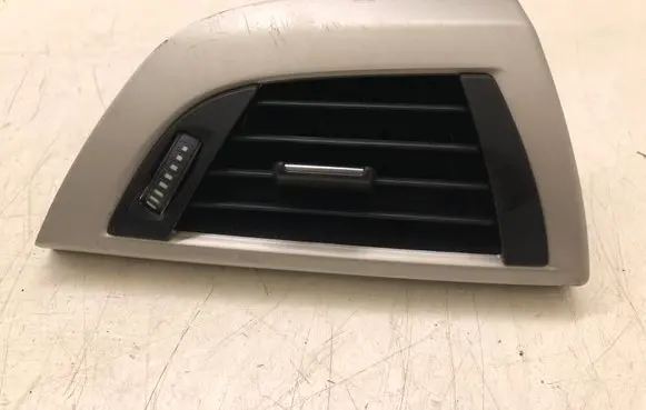 BMW 1 F20 F21 Dashboard side air vent grill/cover trim 920535607 507890