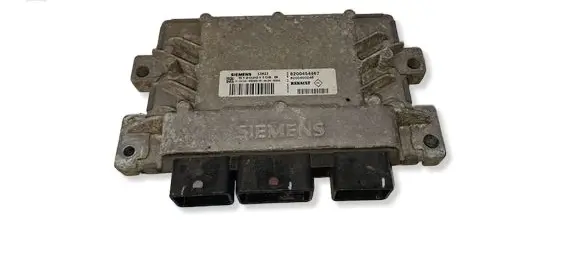 Renault Clio III Engine control unit/module 8200454467 S120201108B 8200400246