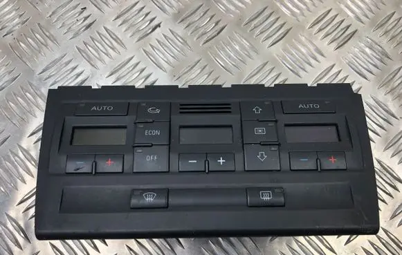Audi A4 S4 B6 8E 8H Climate control unit 8E0820043AC