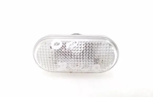 Front fender indicator light