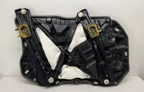 BMW 7 G11 G12 Front door manual window regulator 7360402
