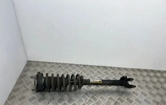 Front shock absorber with coil spring