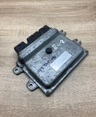 Nissan Qashqai Engine control unit/module ECU MEC940180