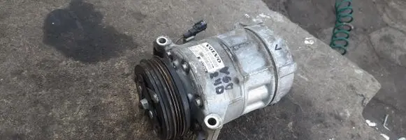 Volvo V60 Air conditioning (A/C) compressor (pump) 31497536