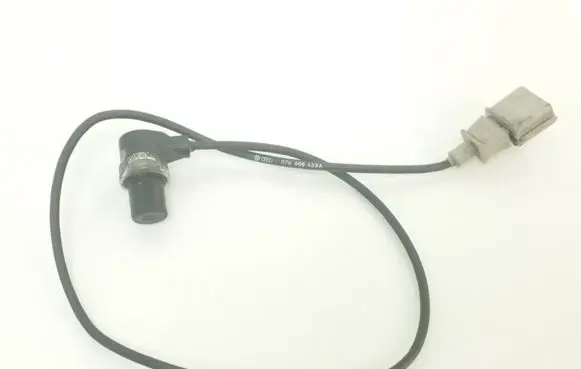 Volkswagen PASSAT B5.5 Crankshaft speed sensor 078906433A 0281002223