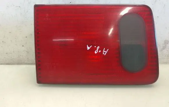Tailgate rear/tail lights
