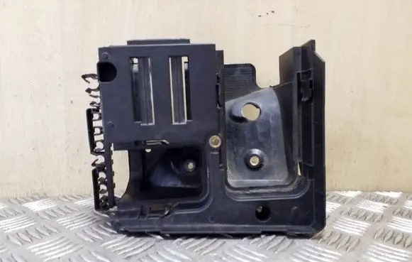Volkswagen Sharan Fuse box set 1K0907361B
