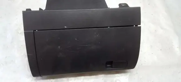 Volkswagen Cross Polo Glove box 6r1857097