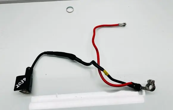 Volkswagen Golf Plus Positive cable (battery)