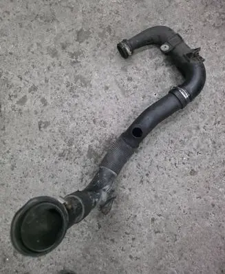 Opel Corsa D Air intake hose/pipe 13333734