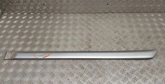 Toyota Corolla E120 E130 Rear door trim (molding) 7574202140 7574202130