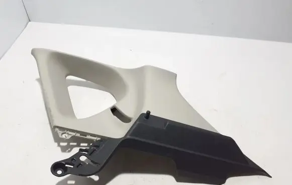 Nissan Pulsar Tailgate/trunk side cover trim 769343ZL0A