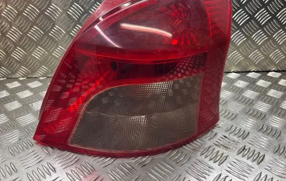 Toyota Yaris Rear/tail lights