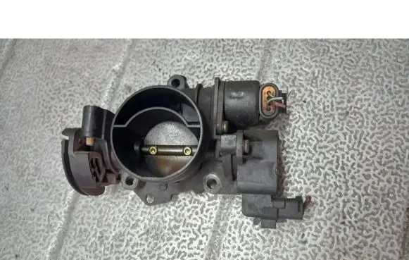 Peugeot 206 CC Throttle valve
