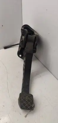 Volkswagen Golf V Clutch pedal 1K1721059CJ