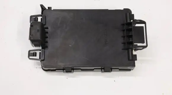 Mazda CX-5 Air suspension control unit module (rear) 