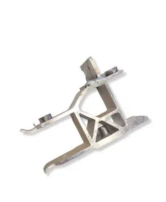 BMW X5 G05 Radiator mount bracket 7421636
