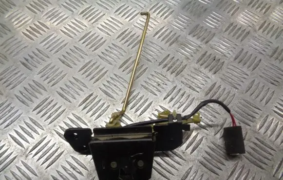 Chevrolet Lacetti Tailgate exterior lock 