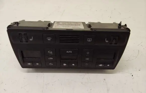 Audi A6 S6 C5 4B Air conditioner control unit module 4B0820043AP