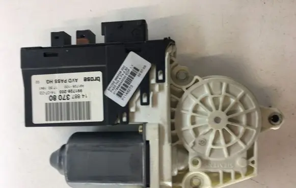 Peugeot 807 Front door window regulator motor 1488737080 991728203