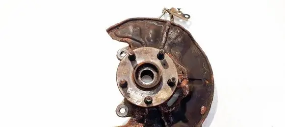 Toyota Avensis T250 Front wheel hub 