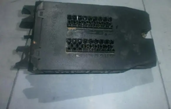 Mercedes-Benz Sprinter W901 W902 W903 W904 Fuse box set 0005400650