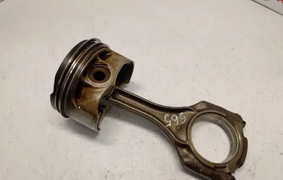 BMW X5 E70 Piston 11257613626