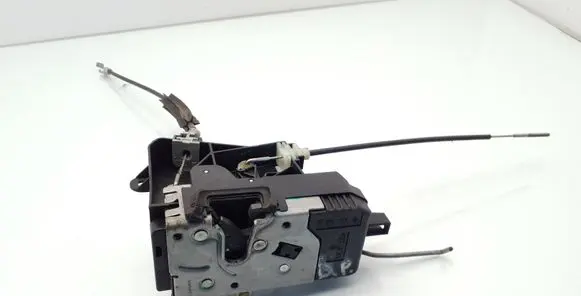 Opel Signum Front door lock 24447343