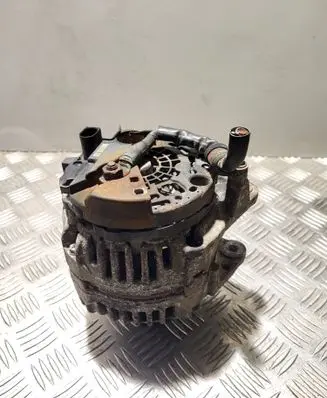 Volkswagen Bora Generator/alternator 028903028C