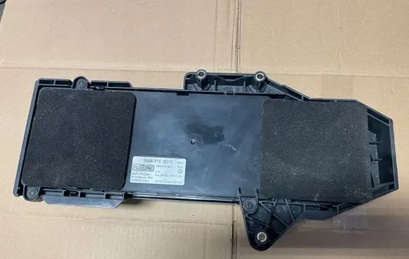 Volkswagen PASSAT B8 Gateway control module 5WA915183C
