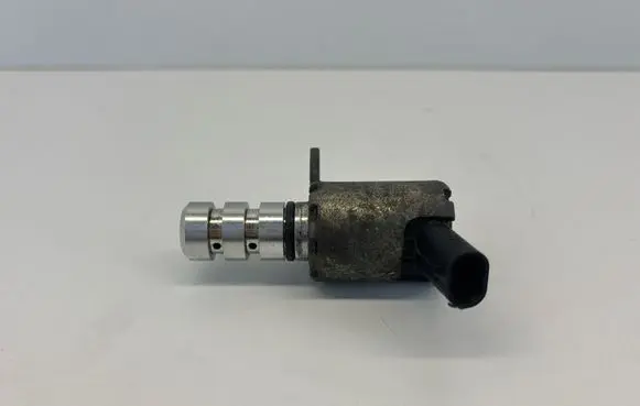 Audi A4 S4 B8 8K Camshaft vanos timing valve 06K115243A