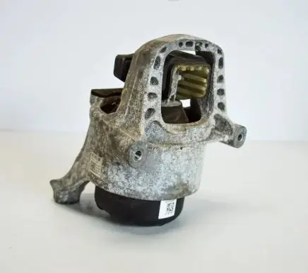 Audi A4 S4 B9 8W Engine mount bracket 8W0199371BR